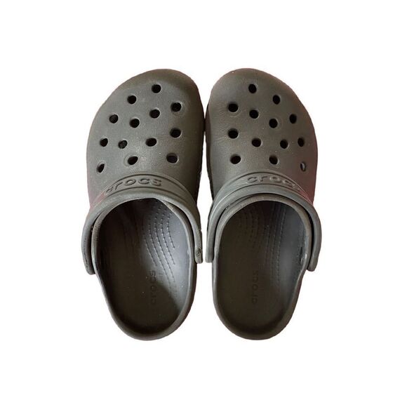 Crocs unisex, black classic strap back clog ￼youth size 12 - Picture 3 of 5